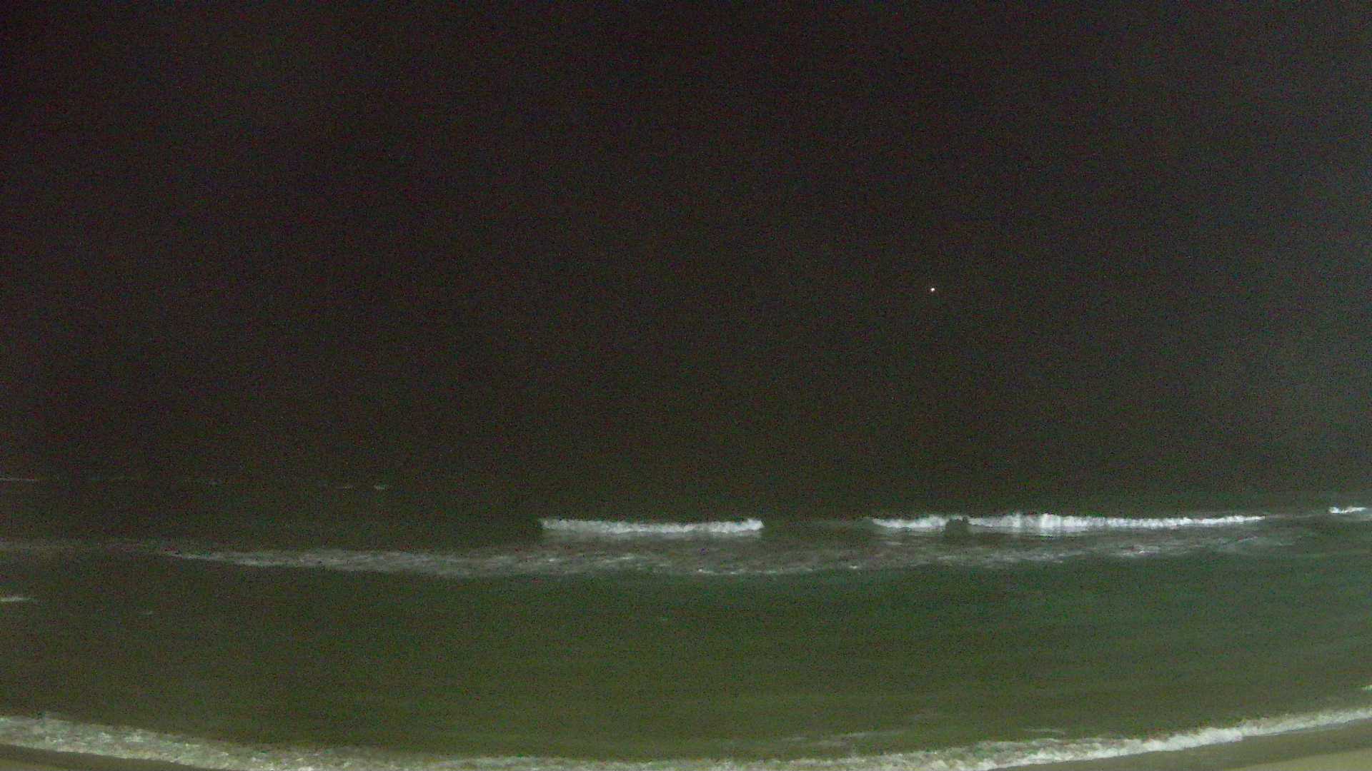 South Curl Curl surfcam still image